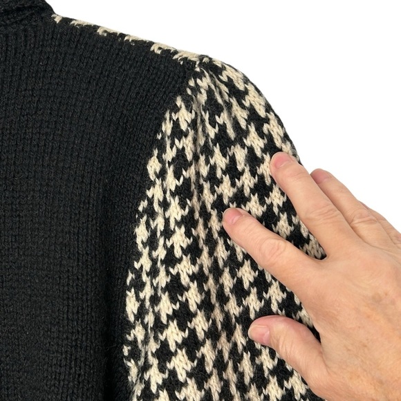 South Wool 100% Virgin Wool Houndstooth Pattern Puff Shoulder Knit Cardigan Sz S - Picture 7 of 9
